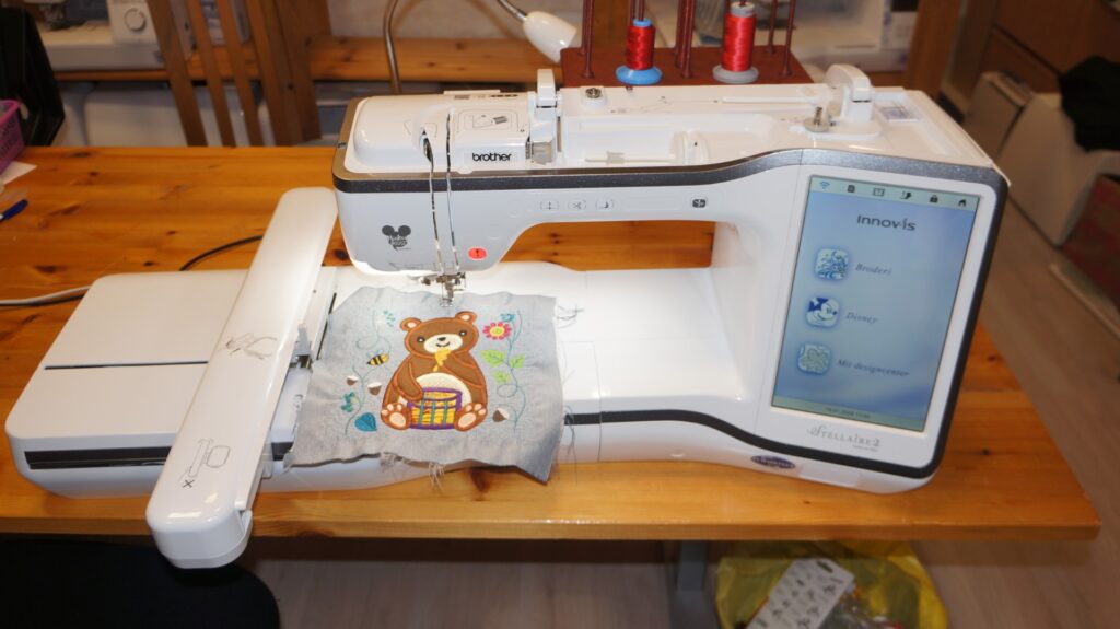 Avanceret broderimaskine til leje hos Gesten Symaskiner i Jylland